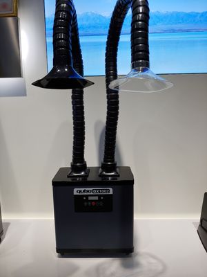 Extrator de pouco peso das emanações da solda 200W com os braços da sução dobro